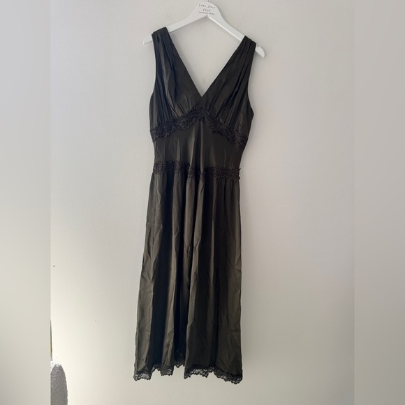 REFORMATION NWT Stasia Dress in Pine Tree - Picture 5 of 9